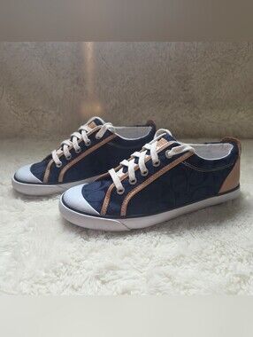 Coach Barrett Signature Navy Blue & Tan Canvas Sneakers – Size 7.5M